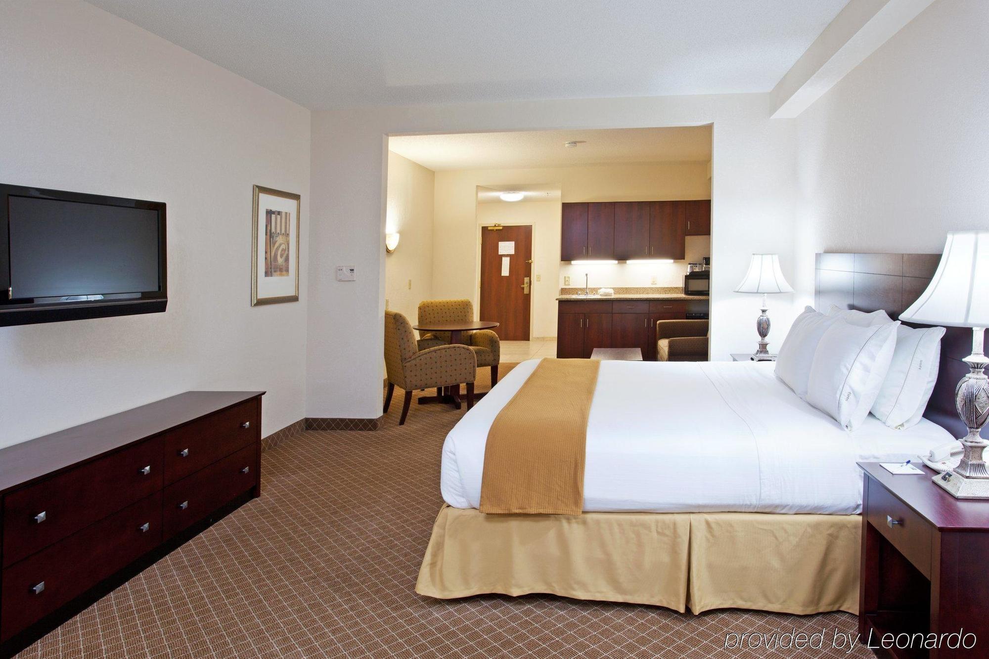Holiday Inn Express Hotel&Suites Rochester Webster, an IHG Hotel Zimmer foto